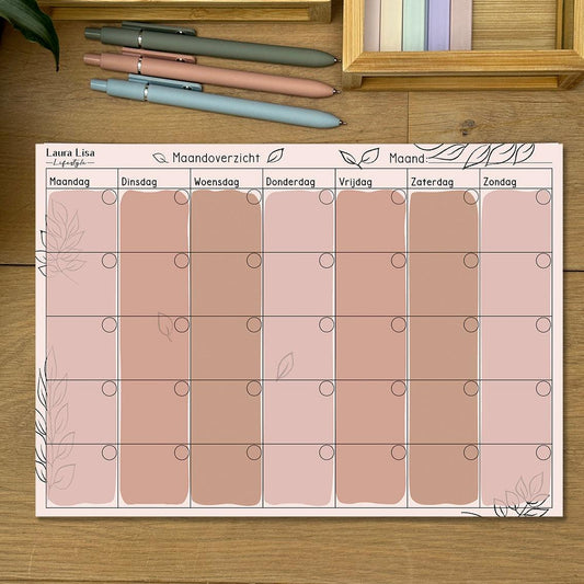 Maandoverzicht - Nude: Plan je maandelijkse taken met dit notitieblok in nude tinten. Het minimalistische design helpt je om je maandplanning overzichtelijk te organiseren en productief te blijven gedurende de maand.
