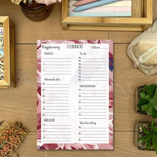 Dagplanning leerkracht - Flowers: Verfraai je dagelijkse planning met dit notitieblok, gedecoreerd met levendige bloemen. Begin je dag met een positieve instelling terwijl je je taken organiseert.